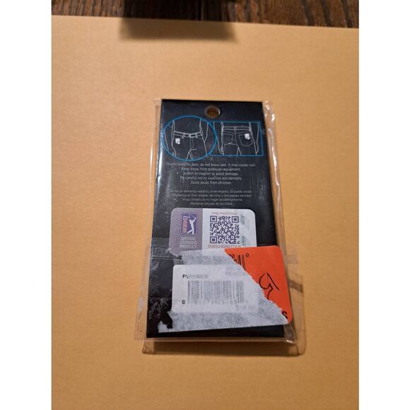 New PGA Tour Blue Pocket Clip with Ball Marker NWT Official Golf Accessory - Picture 2 of 2